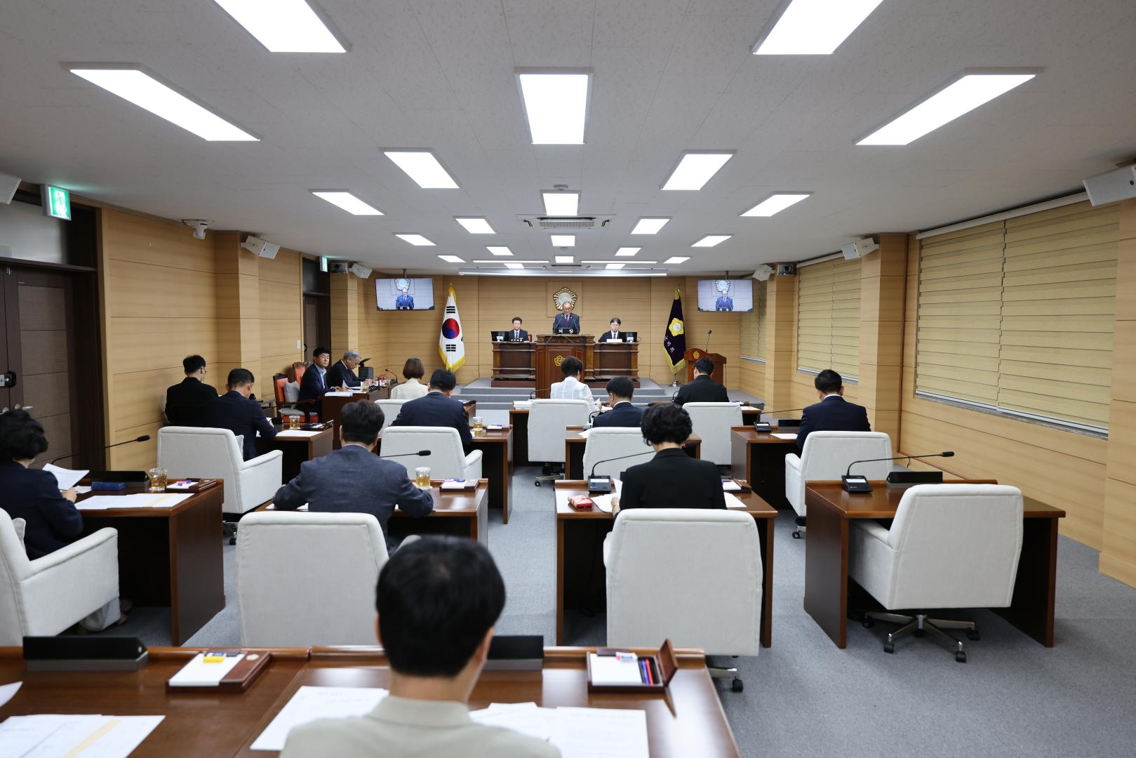 제303회 부여군의회 임시회 제1차 본회의