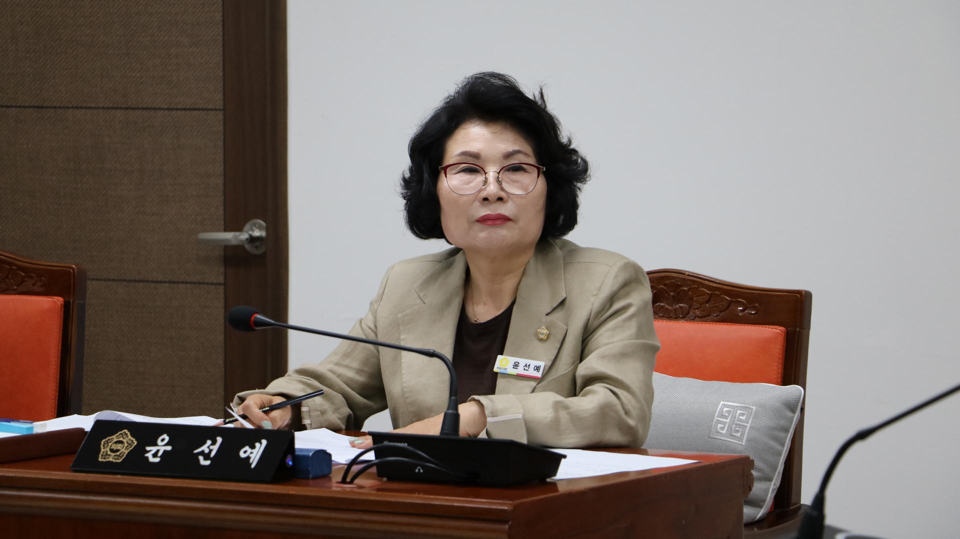 제303회 부여군의회 임시회 회기중 제1차 산업건설위원회