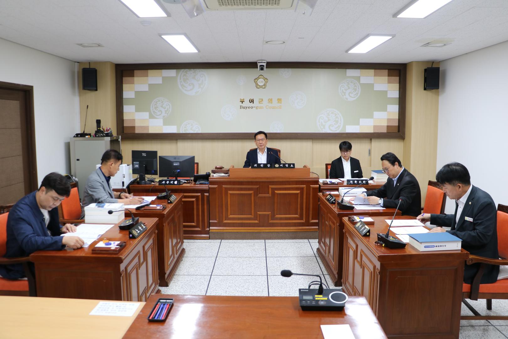 제304회 부여군의회 예산결산특별위원회